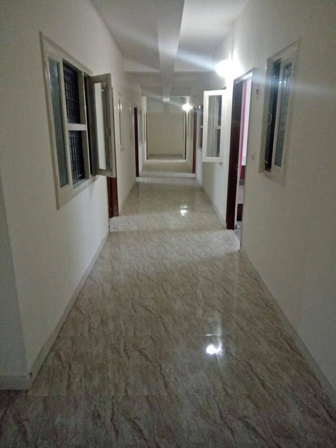 Hotel Nathu Palace New Delhi Exterior photo